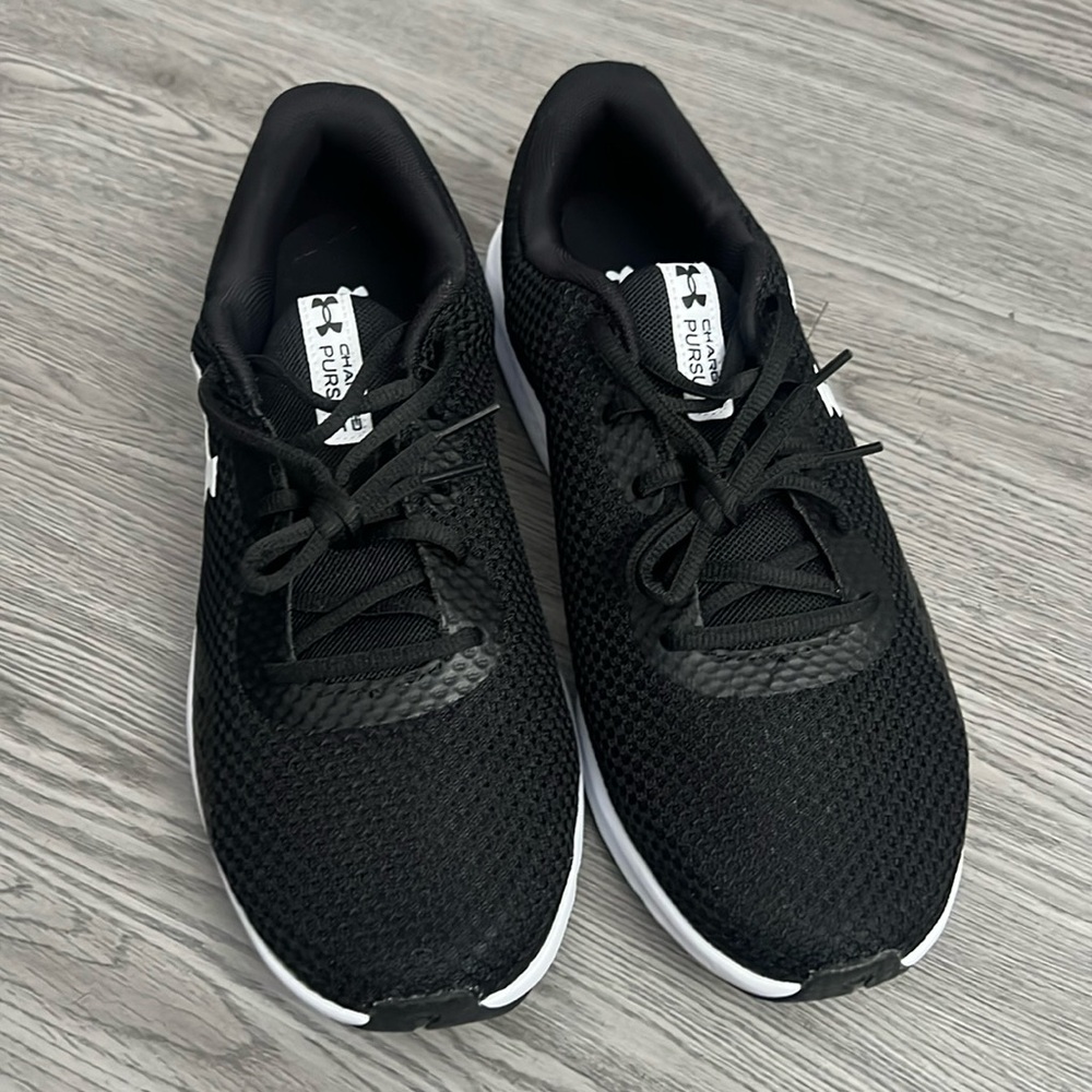 Under Armour Size 8.5 New without box